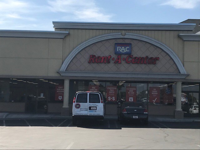 More Photos Of 406-498 W Shaw Ave, Clovis Unknown For Lease