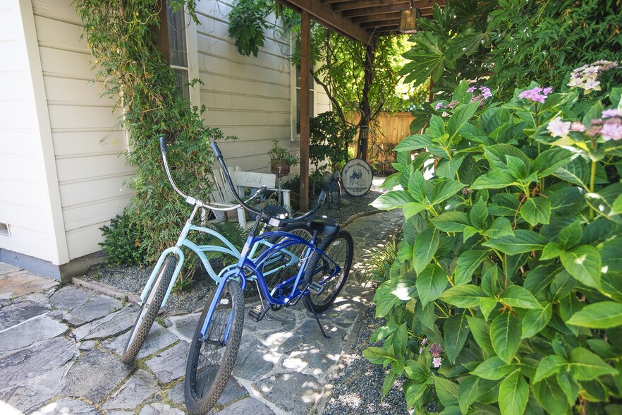More Photos Of 171 W Spain St, Sonoma Hospitality For Sale