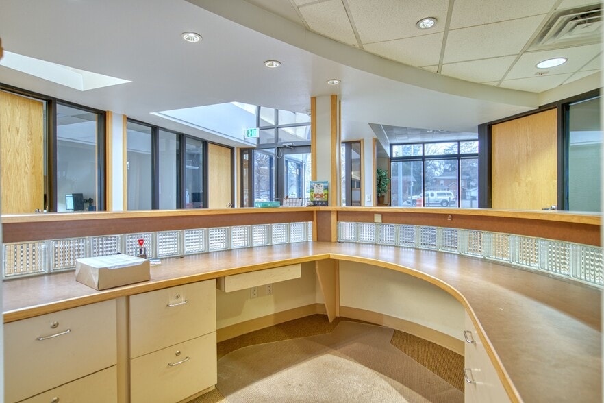 More Photos Of 416-418 Coffman St, Longmont Office For Sale