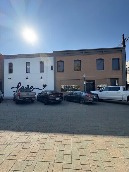 More Photos Of 109 N 5th St, Redlands Storefront For Lease