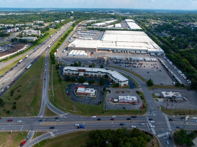 More Photos Of 101-114 Space Park N, Goodlettsville Unknown For Lease