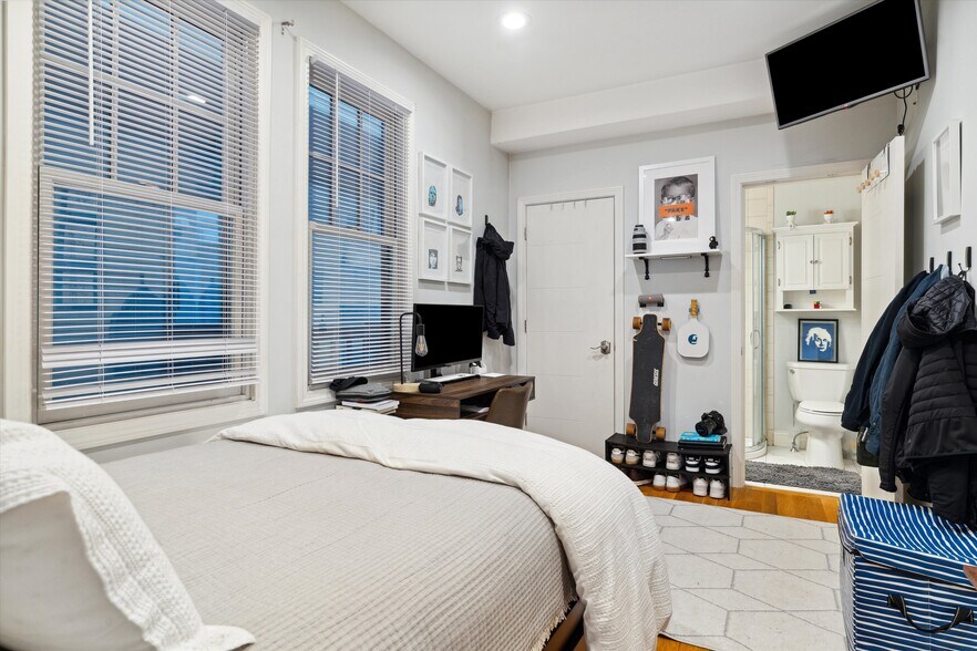 More Photos Of 75-77 F St, Boston Apartments For Sale