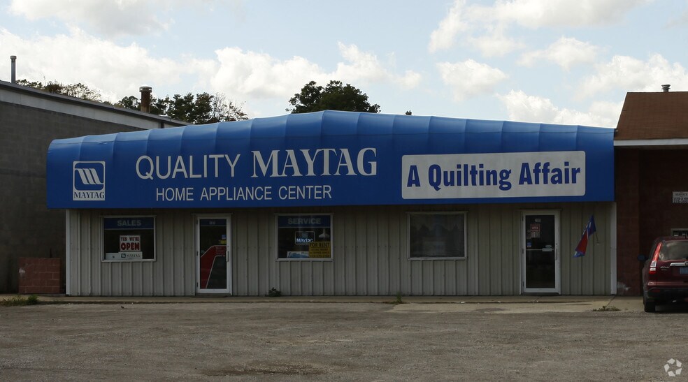 Primary Photo Of 2115-2121 SR 45, Austinburg Supermarket For Lease