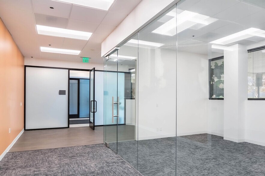 More Photos Of 6345 Balboa Blvd, Encino Office For Sale