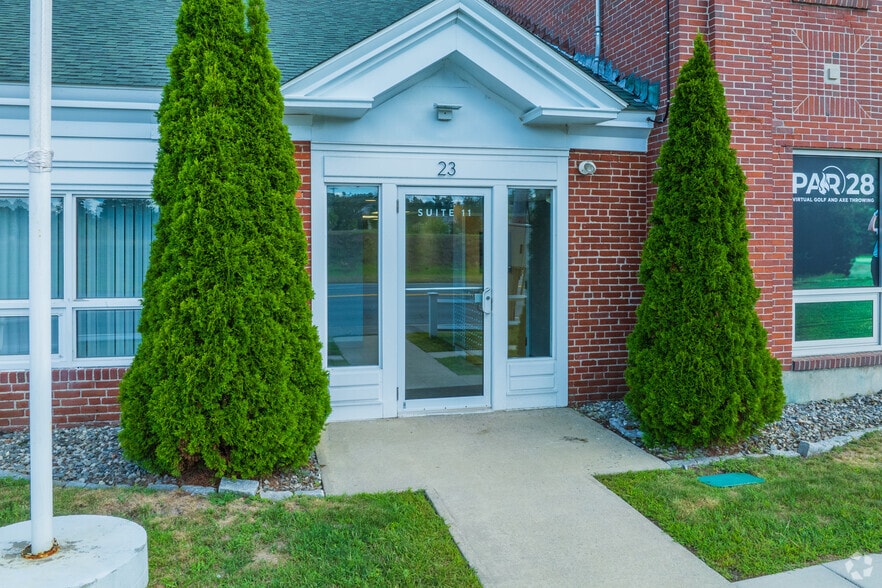 More Photos Of 19-23 S Broadway, Salem Office For Lease