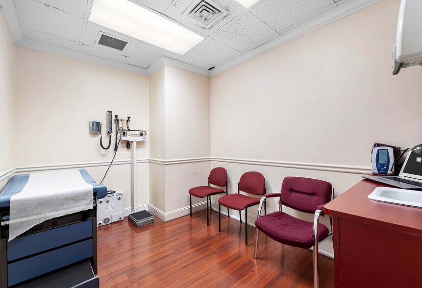More Photos Of 400-416 E 56th St, New York Apartments For Sale