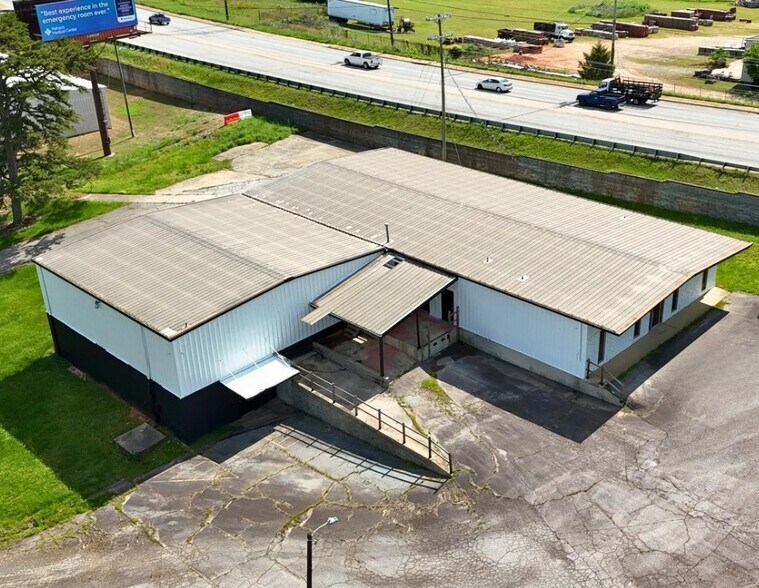 Primary Photo Of 2607 S Highway 14, Greer Light Manufacturing For Sale