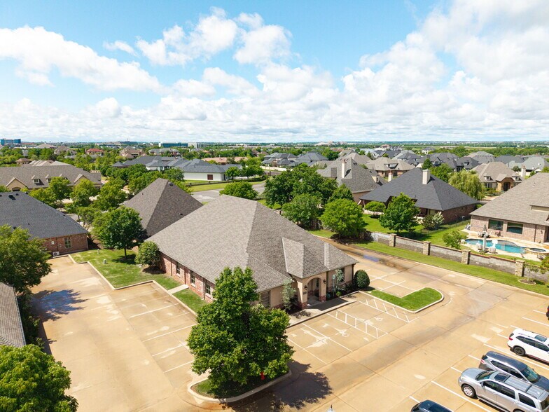 More Photos Of 2917 NW 156th St, Edmond Office Residential For Sale