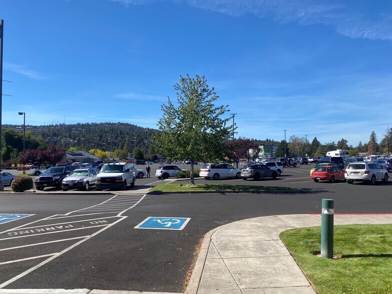 More Photos Of 150 NE Bend River Mall Dr, Bend Unknown For Lease