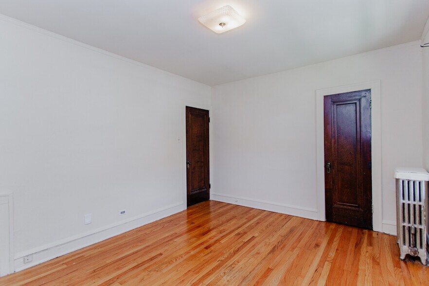 More Photos Of 2903 N Linder Ave, Chicago Apartments For Sale