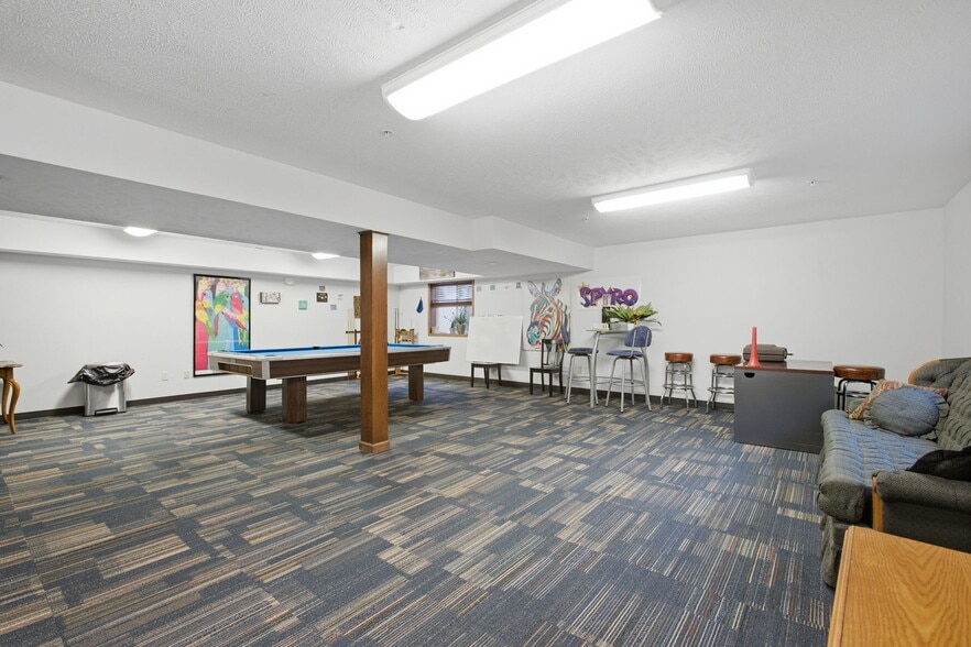 More Photos Of 437 Jefferson Rd, Fremont Shelter For Sale