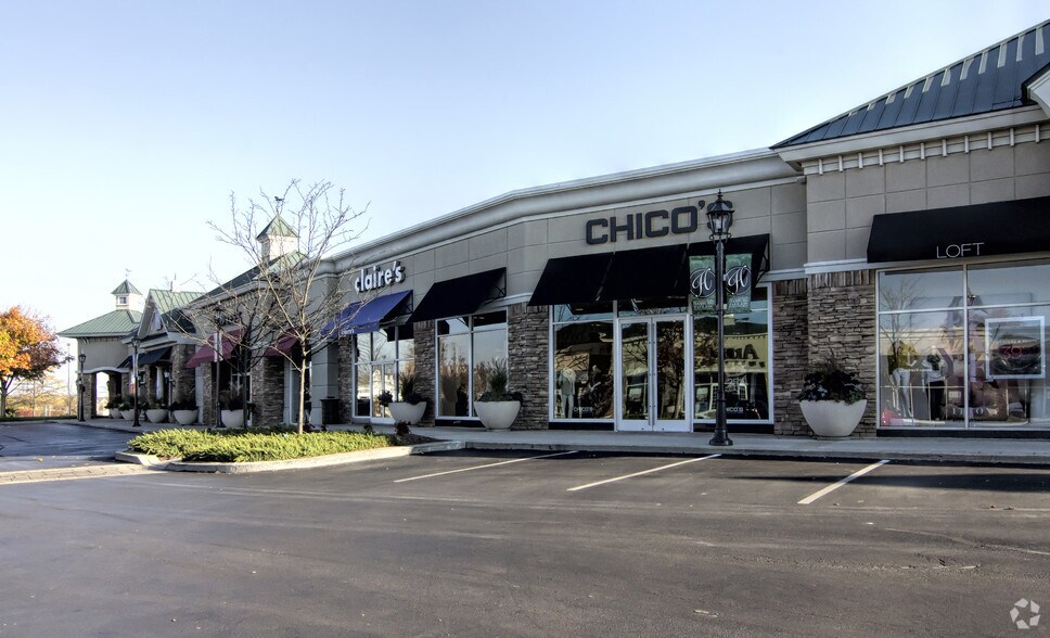 More Photos Of 1960-1984 Pavillion Way, Lexington Unknown For Lease