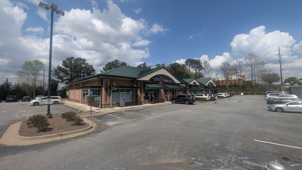 More Photos Of 45 Old Peachtree Rd NW, Suwanee Unknown For Lease