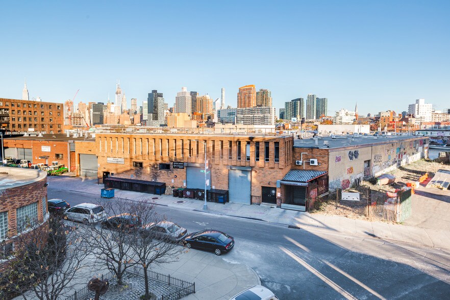 More Photos Of 49 Ash St, Brooklyn Warehouse For Lease