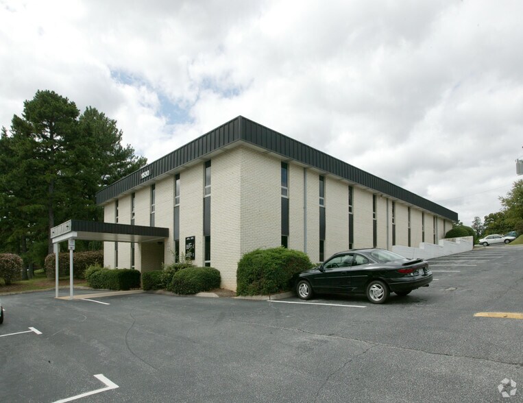 More Photos Of 1530 Martin St, Winston-Salem Coworking Space