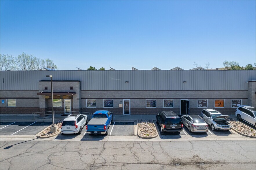 More Photos Of 15534 E Hinsdale Cir, Centennial Light Distribution For Lease