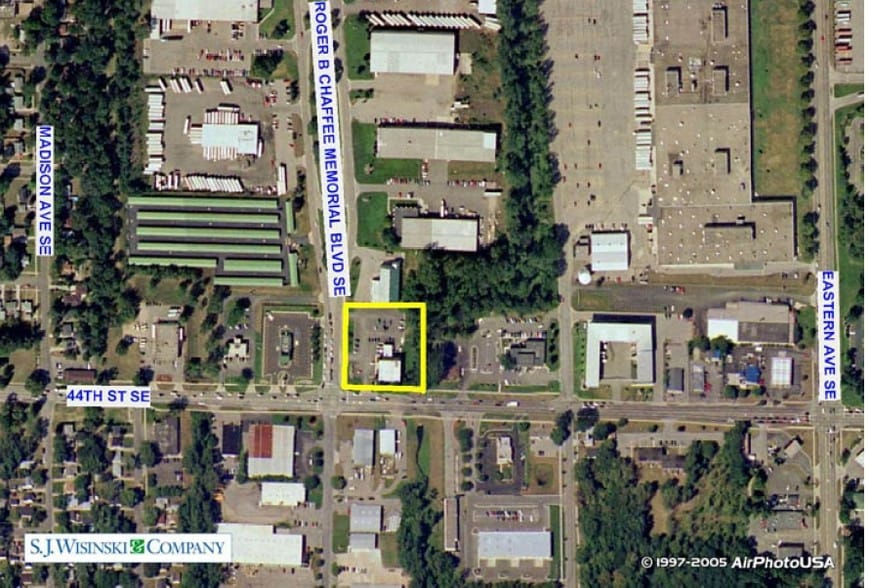 More Photos Of 4398 Roger B Chaffee Mem Dr SE, Grand Rapids Office For Sale