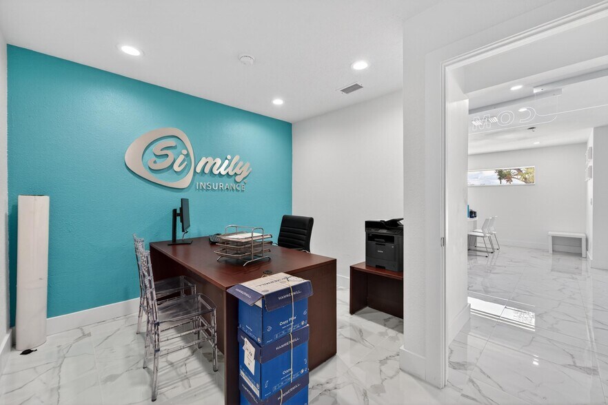 More Photos Of 1233 Bartow Rd, Lakeland Office For Sale