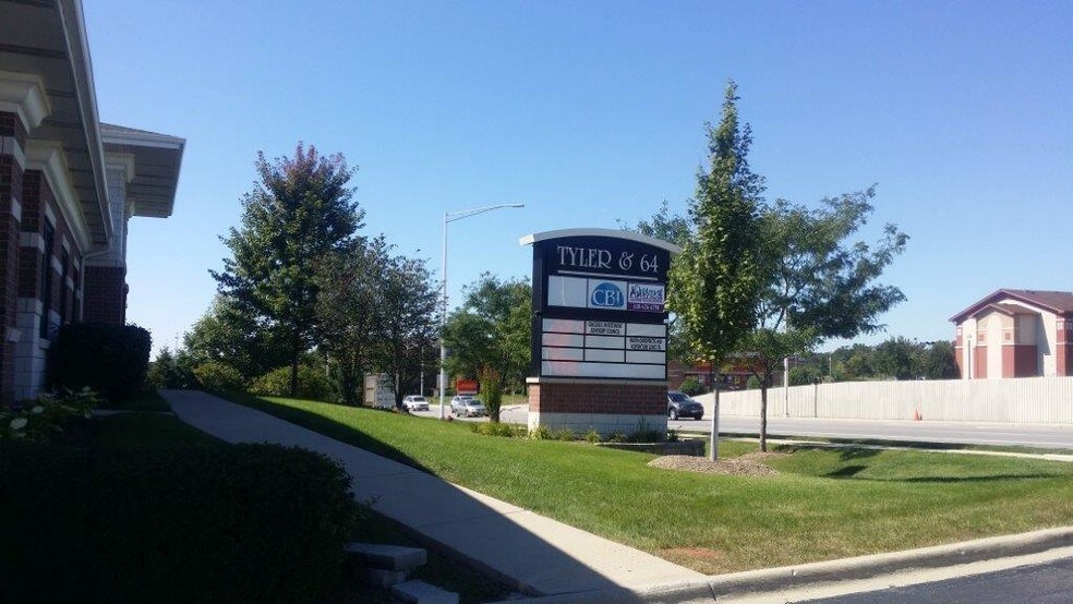 More Photos Of 1601 E Main St, St Charles Office For Lease