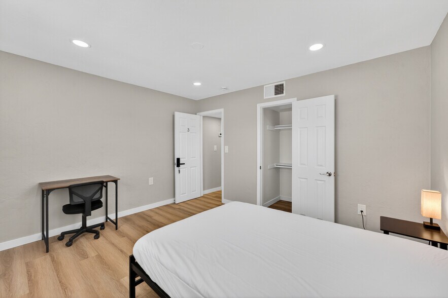 More Photos Of 5038 N 18th Ave, Phoenix Multifamily For Sale