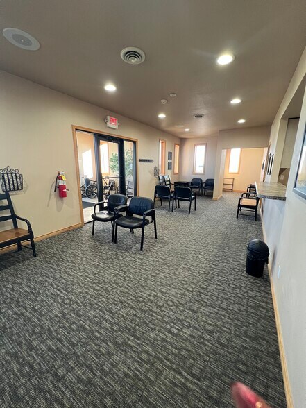 More Photos Of 77 Adcock Dr, Alamosa Healthcare For Sale