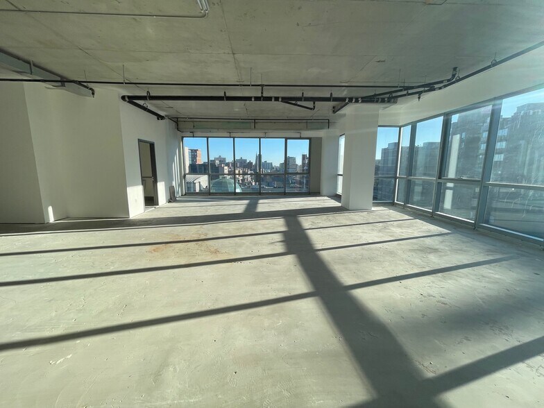More Photos Of 36-18 Main St, Flushing Office For Sale