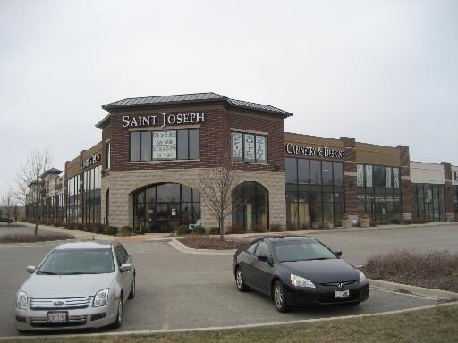 More Photos Of 129 Commercial Dr, Yorkville General Retail For Lease