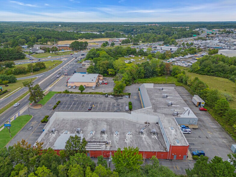 More Photos Of 781 Brick Blvd, Brick General Retail For Lease