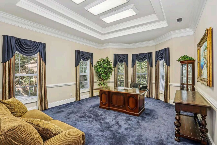 More Photos Of 3008 Langley Ave, Pensacola Office For Sale