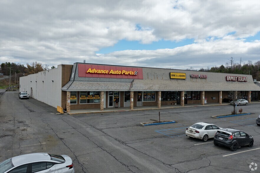 More Photos Of 330 Rtes 212 & 32, Saugerties Unknown For Lease