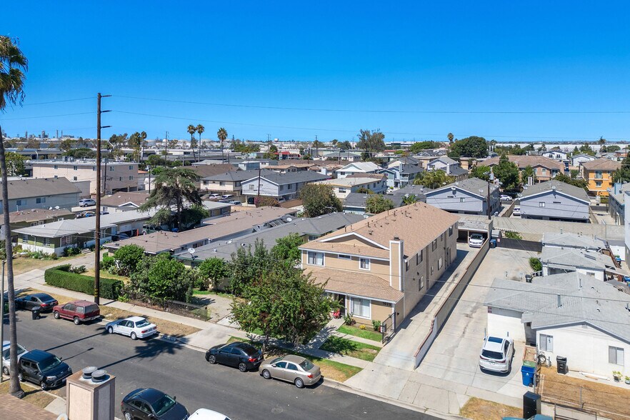 More Photos Of 1629 W 208th St, Torrance Apartments For Sale