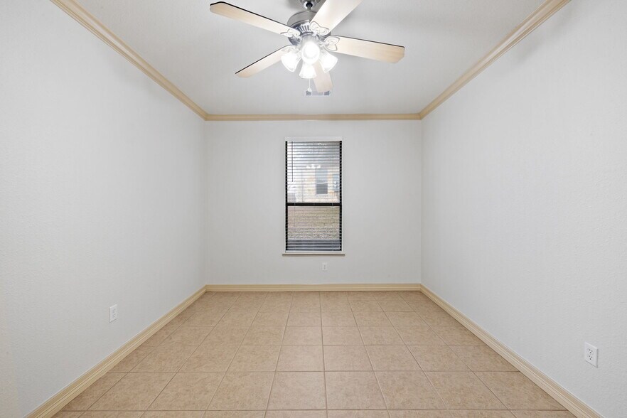 More Photos Of 3000 Joe Dimaggio Blvd, Round Rock Office Residential For Lease