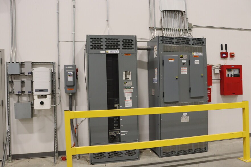 More Photos Of 7235 Bonnyshire Dr, Chattanooga Industrial For Sale