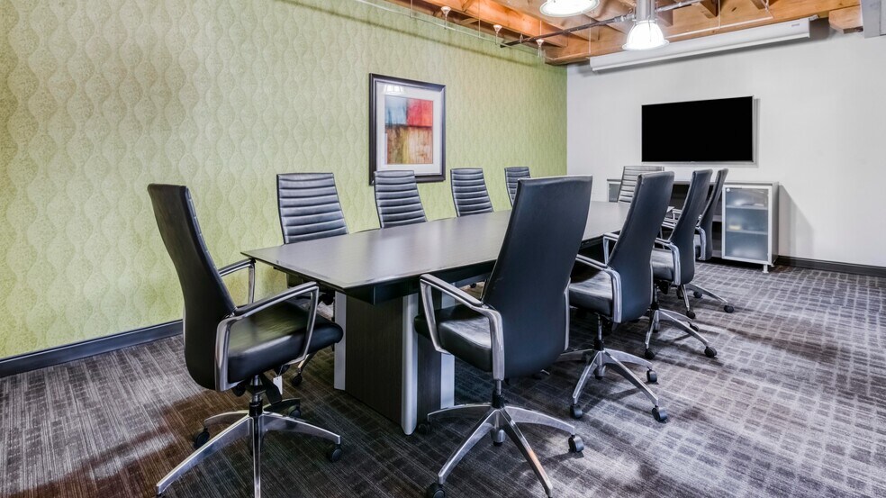 More Photos Of 500-522 King St W, Toronto Loft Creative Space For Lease