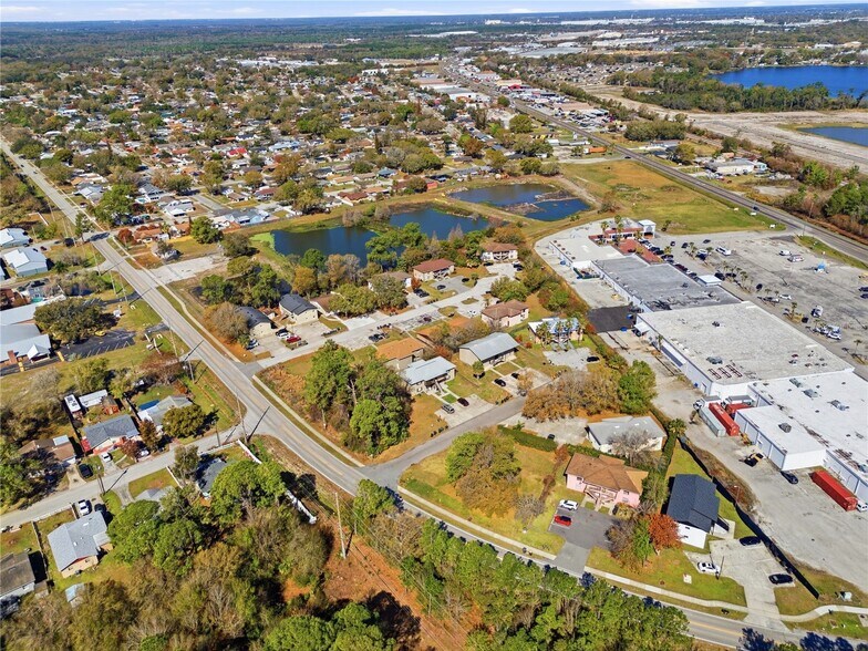 More Photos Of 2300 W Cannon Ter NW, Winter Haven Apartments For Sale