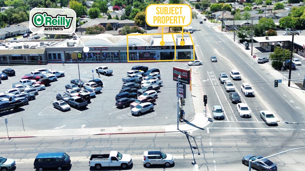 Primary Photo Of 420 W Lodi Ave, Lodi Auto Repair For Lease