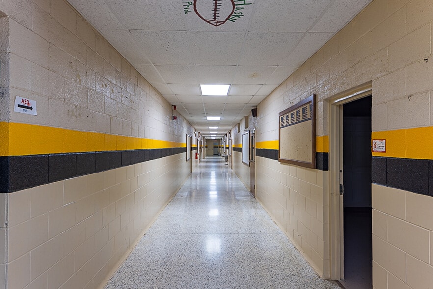 More Photos Of 3500 W Pines Rd, Greeneville Schools For Sale