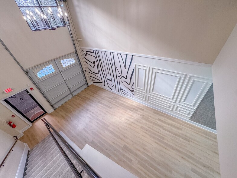 More Photos Of 800 Langford Dr, Norcross Light Distribution For Lease