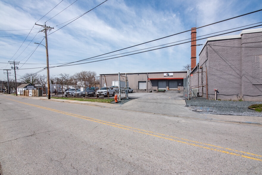 More Photos Of 4128 Hayward Ave, Baltimore Warehouse For Sale