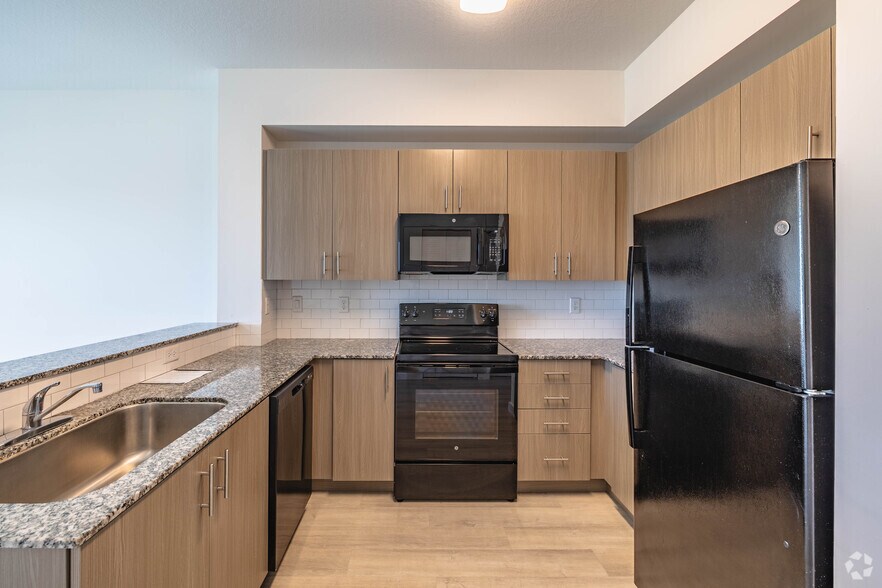 More Photos Of 26315 Parker Ave, Naranja Apartments For Lease