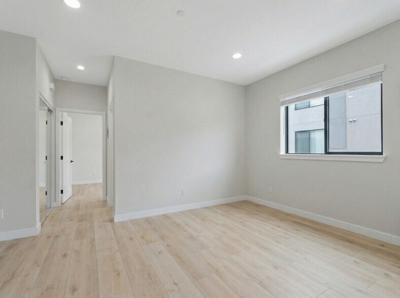More Photos Of 5075 Pickford St, Los Angeles Apartments For Sale