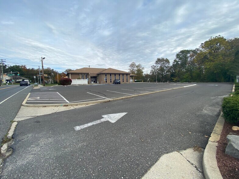 More Photos Of 451 White Horse Pike, Atco General Retail For Sale