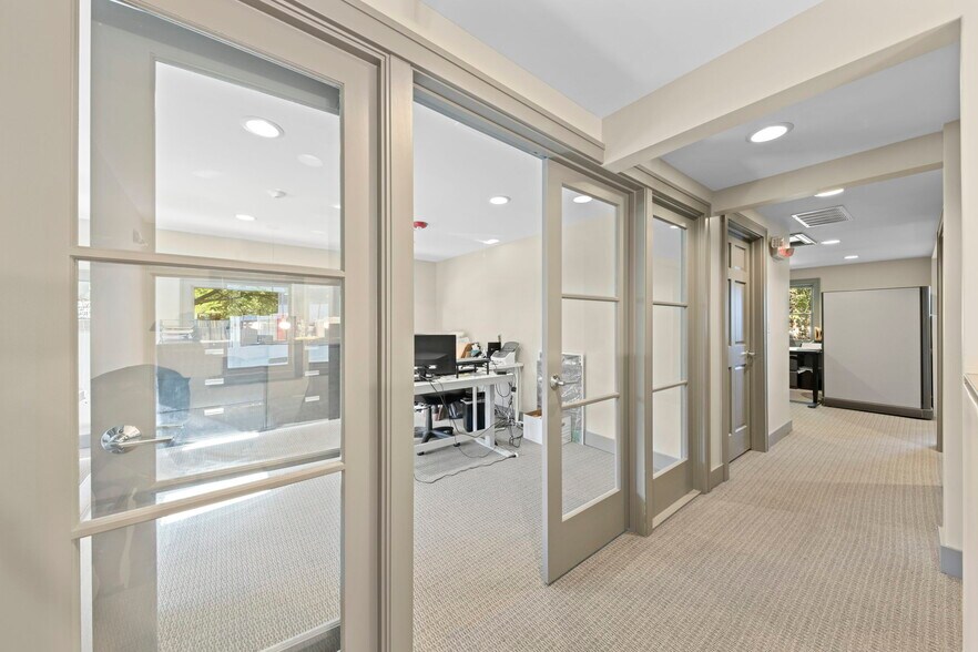 More Photos Of 127 W Aurora, Naperville Office Residential For Sale