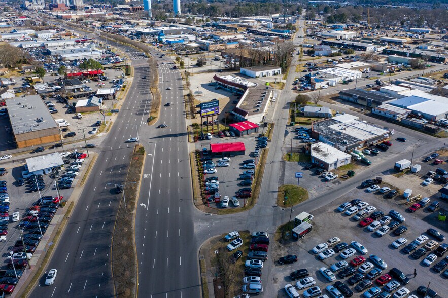 More Photos Of 5055 Virginia Beach Blvd, Virginia Beach Auto Dealership For Lease