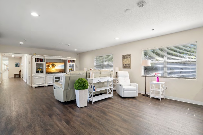 More Photos Of 8207 Forest City Rd, Orlando Assisted Living For Sale