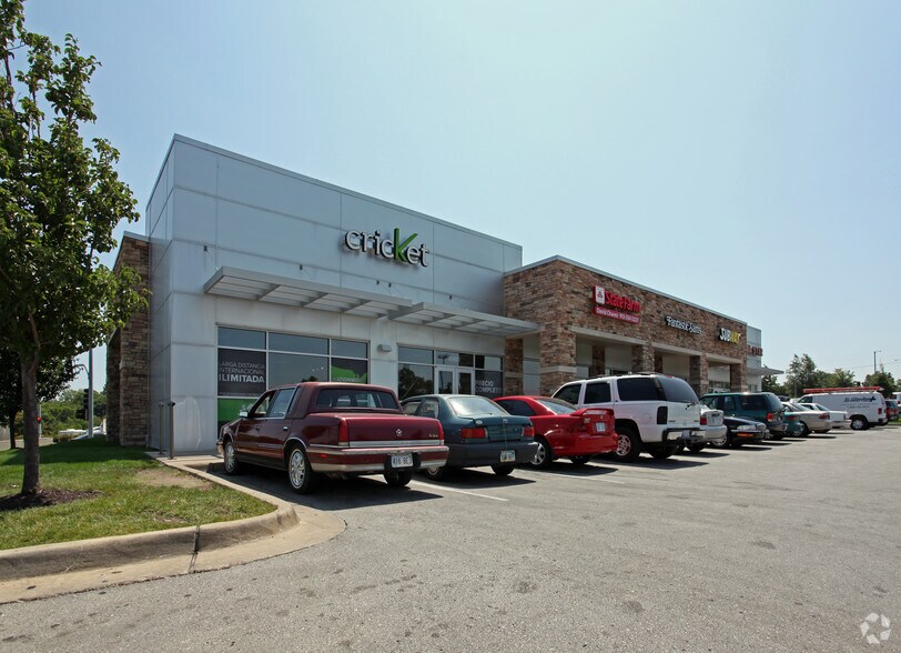 More Photos Of 4980-4988 Roe Blvd, Roeland Park Unknown For Lease