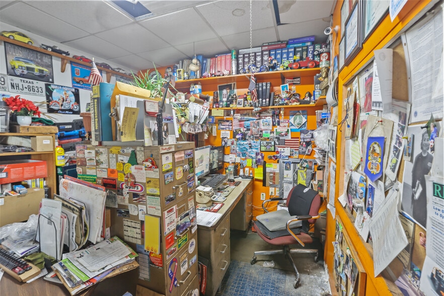 More Photos Of 19 Benefit St, Pawtucket Industrial For Sale