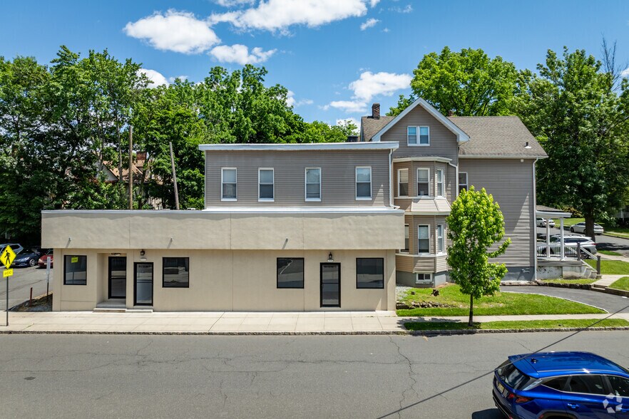 Primary Photo Of 101 2nd St, South Orange Apartments For Lease