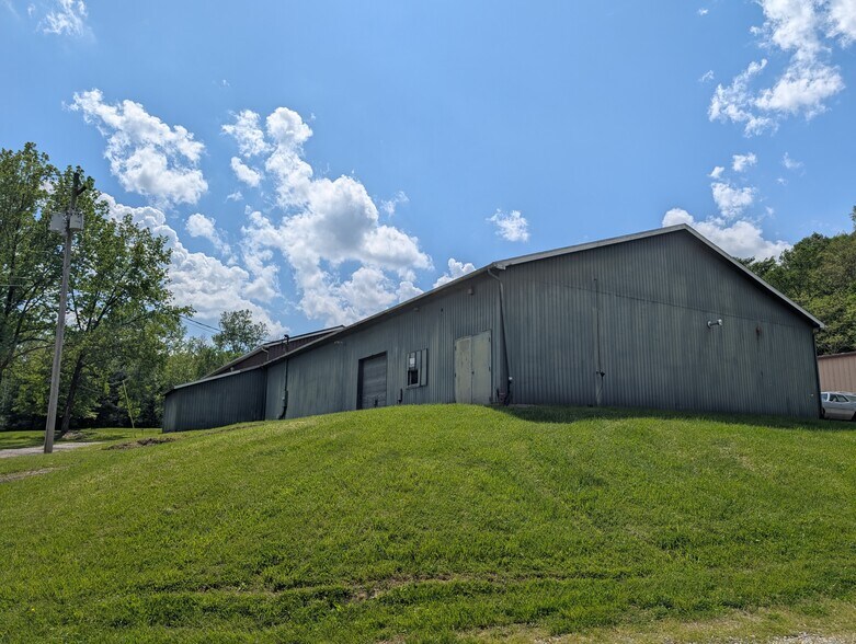 More Photos Of 10035 Johnsford Rd, Beach City Industrial For Sale