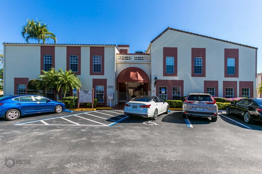 7797 N University Dr, Tamarac, FL 33321 Medical For Sale